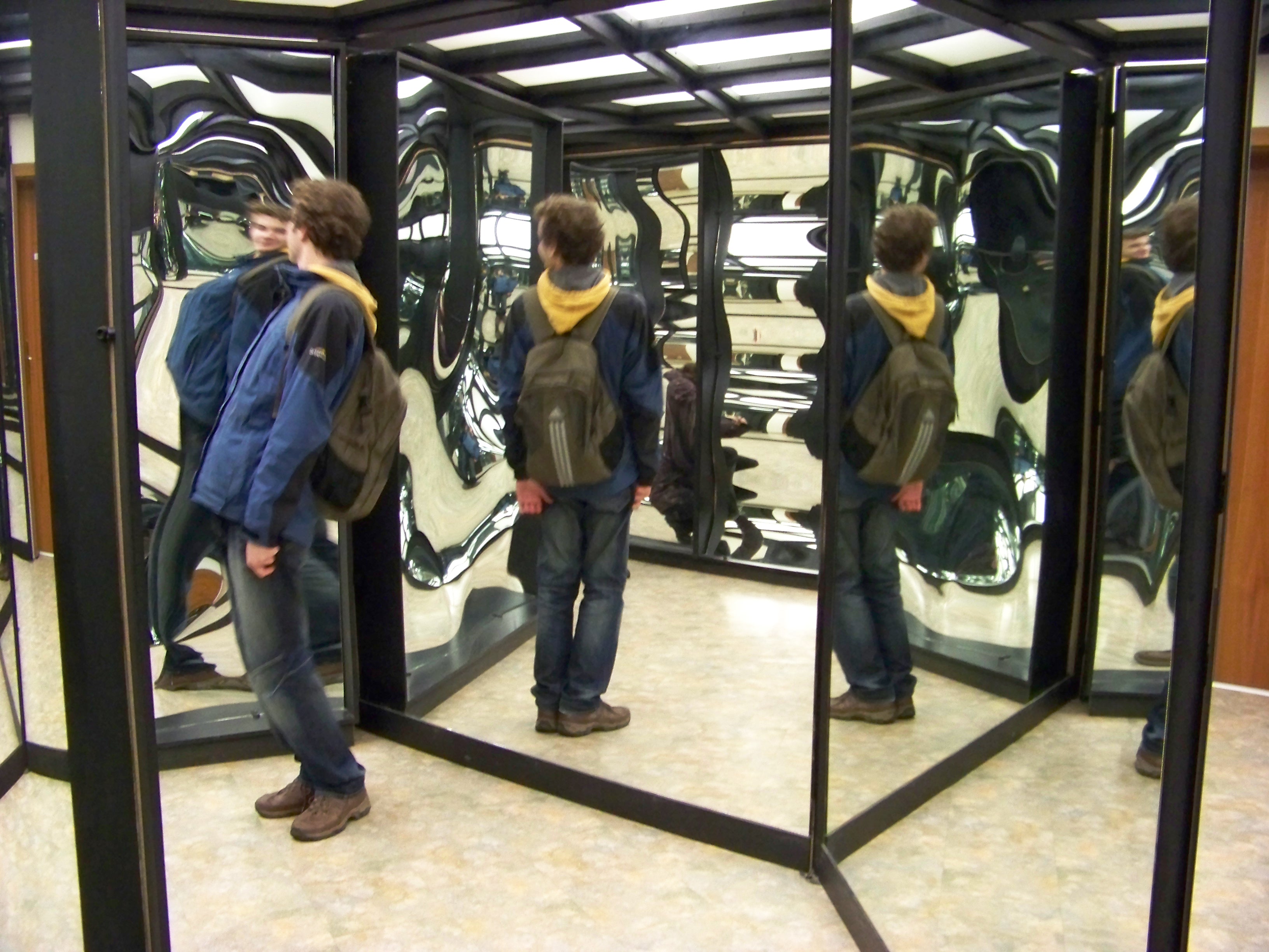 Mirror Maze