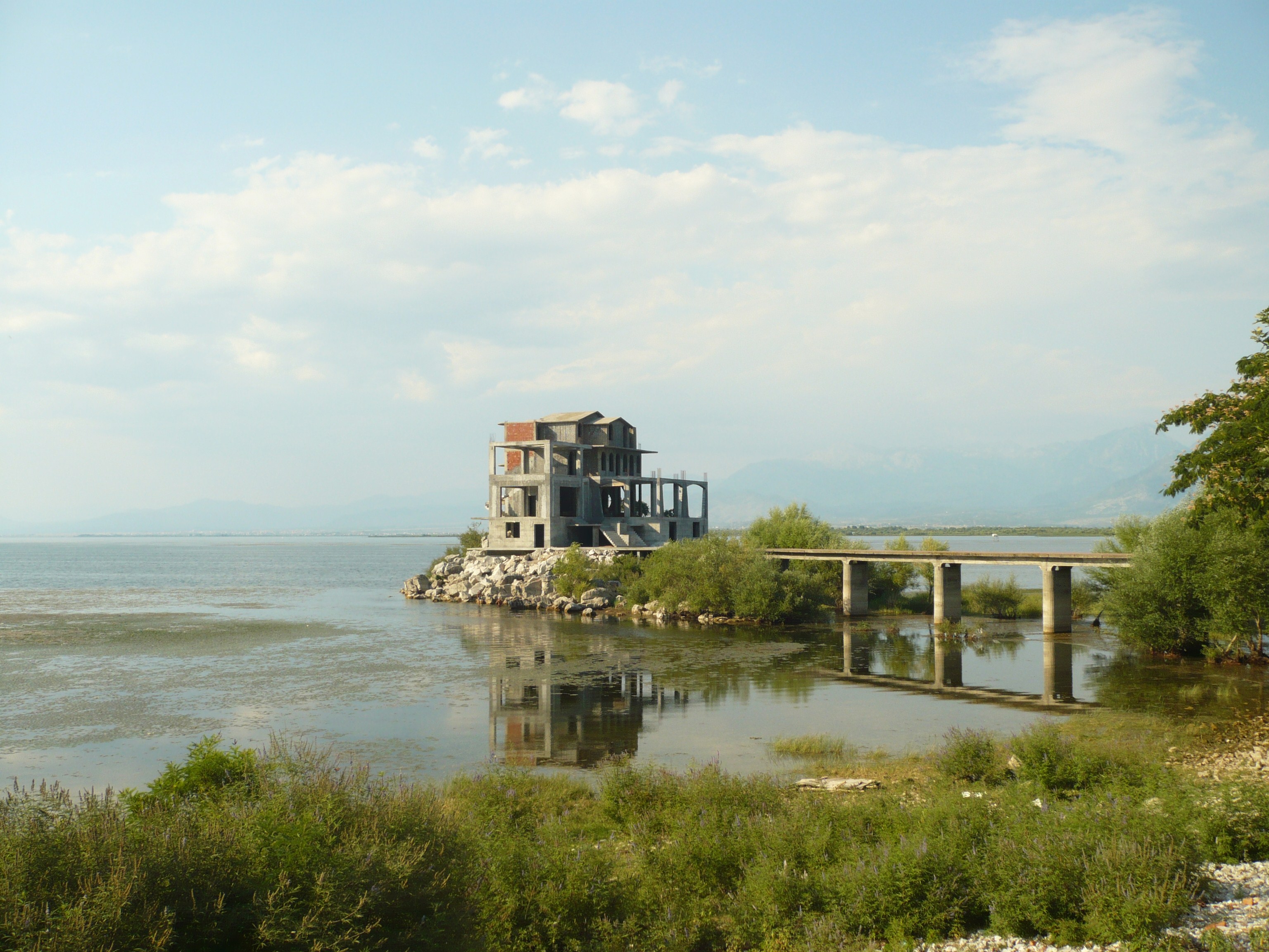Shaqari Islet
