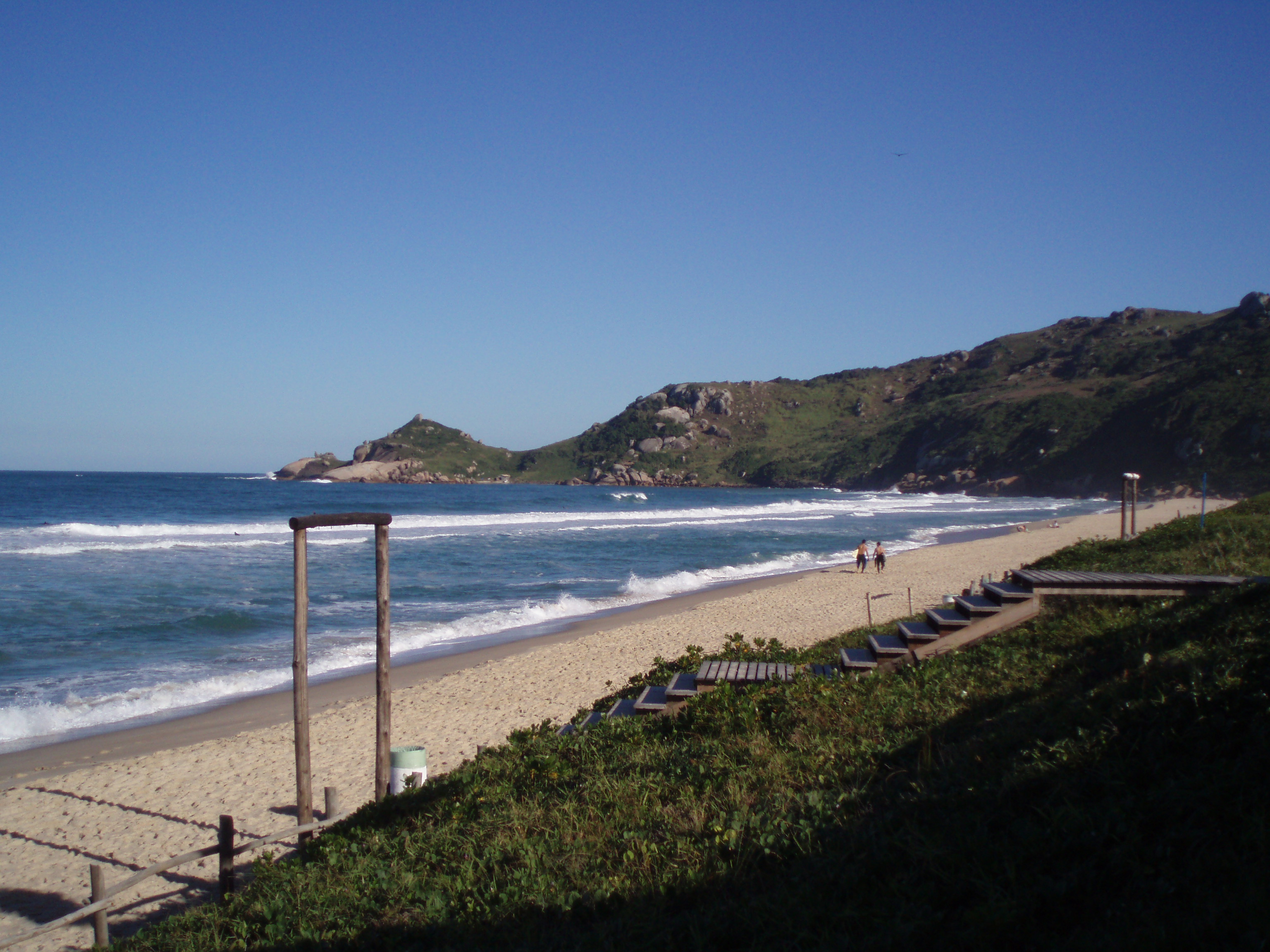 Mole Beach