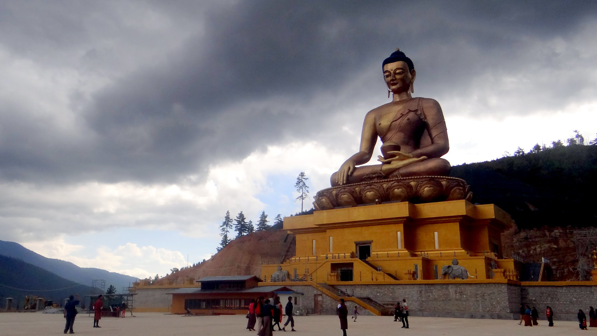 Buddha Dordenma statue