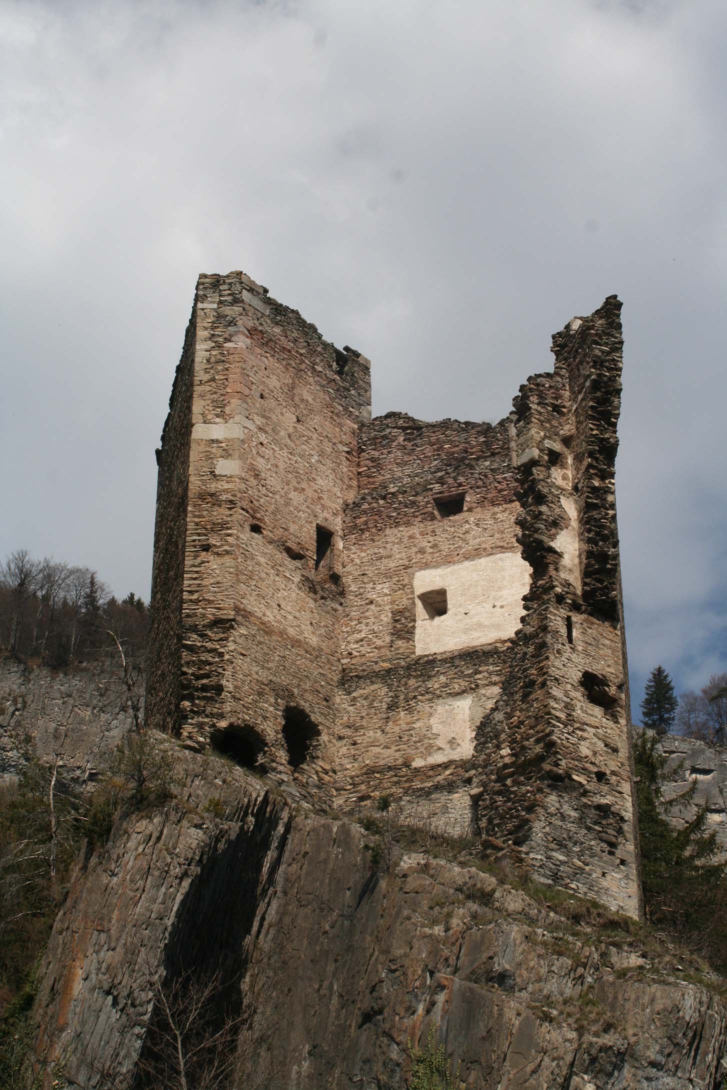 Alt-Haldenstein Castle