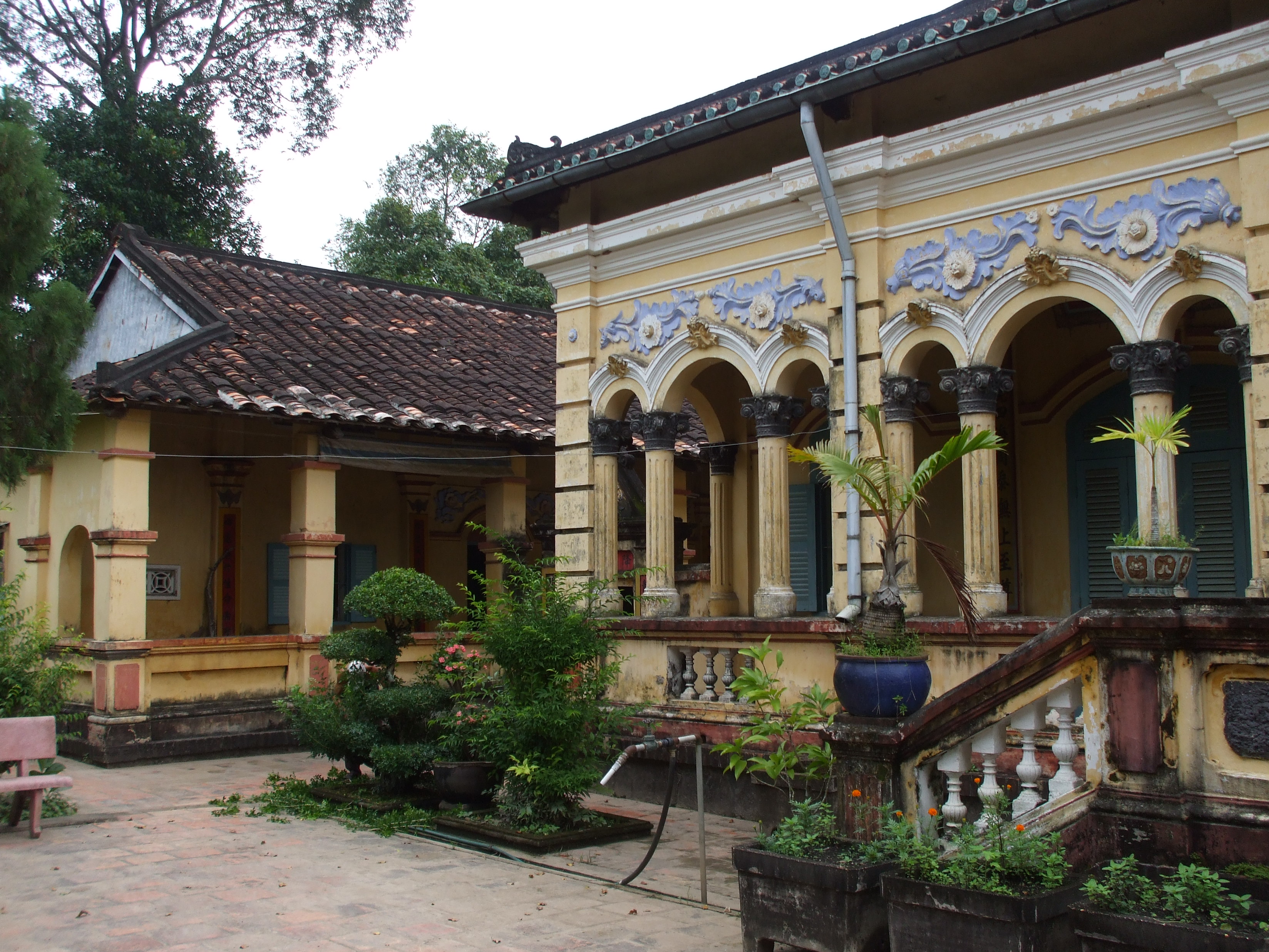 Bình Thủy district