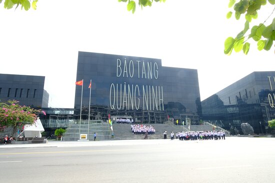 Ha Long
