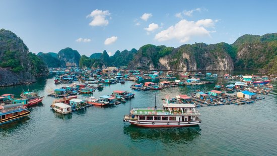 Lan Hạ Bay