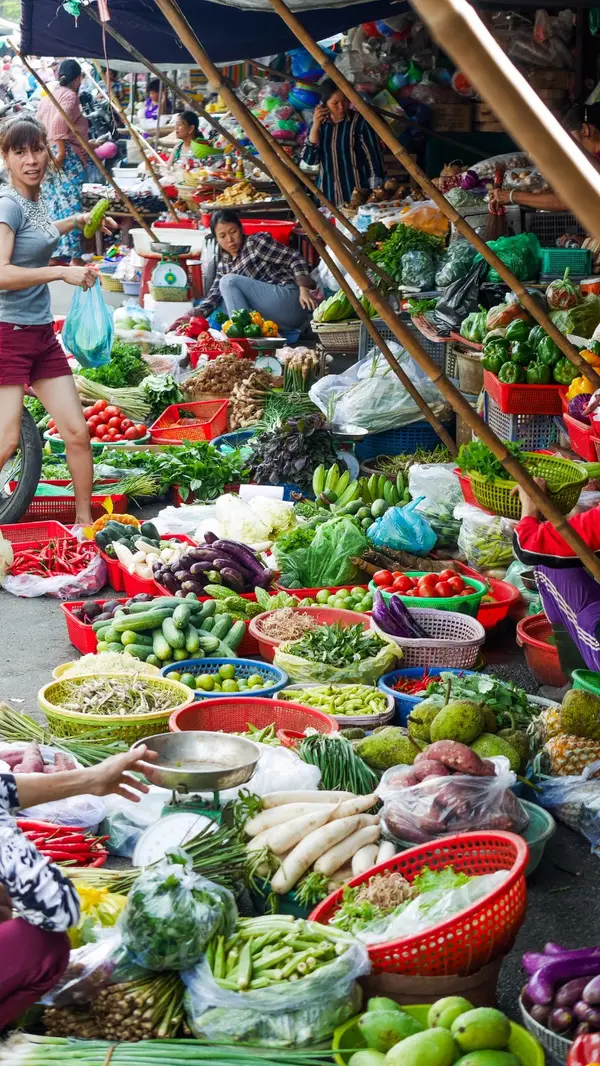 Dong Ba Market - Hue