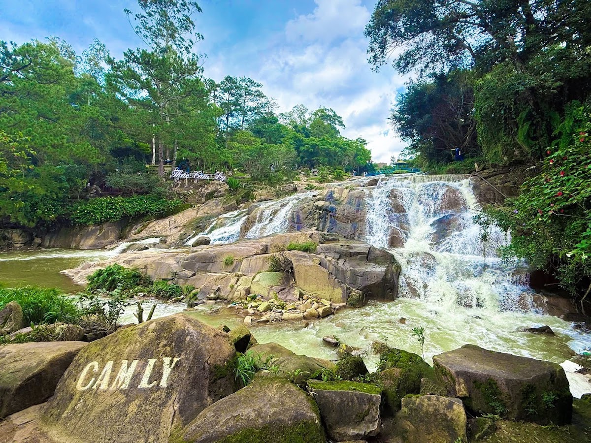 Cam Ly Waterfall