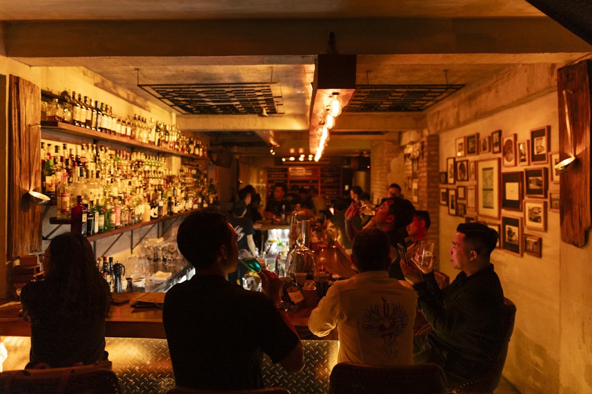 The Alley Cocktail Bar & Kitchen