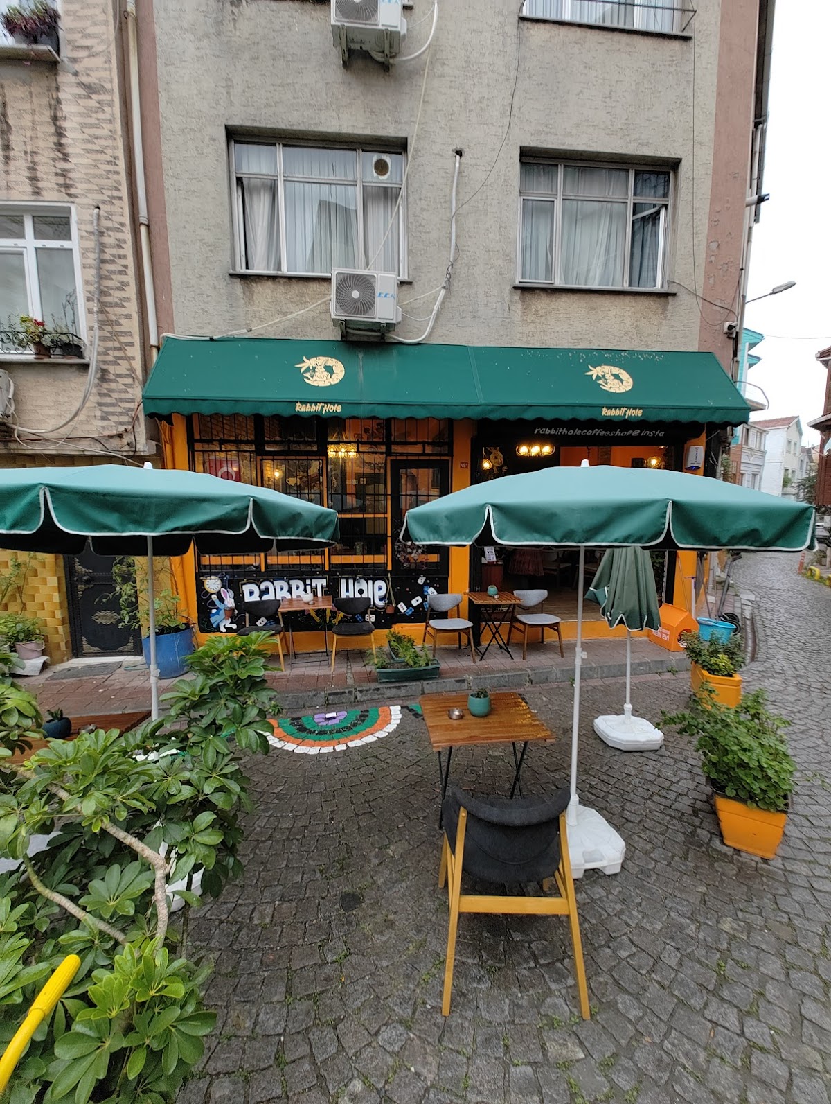 The Rabbit Hole Coffee Sultanahmet