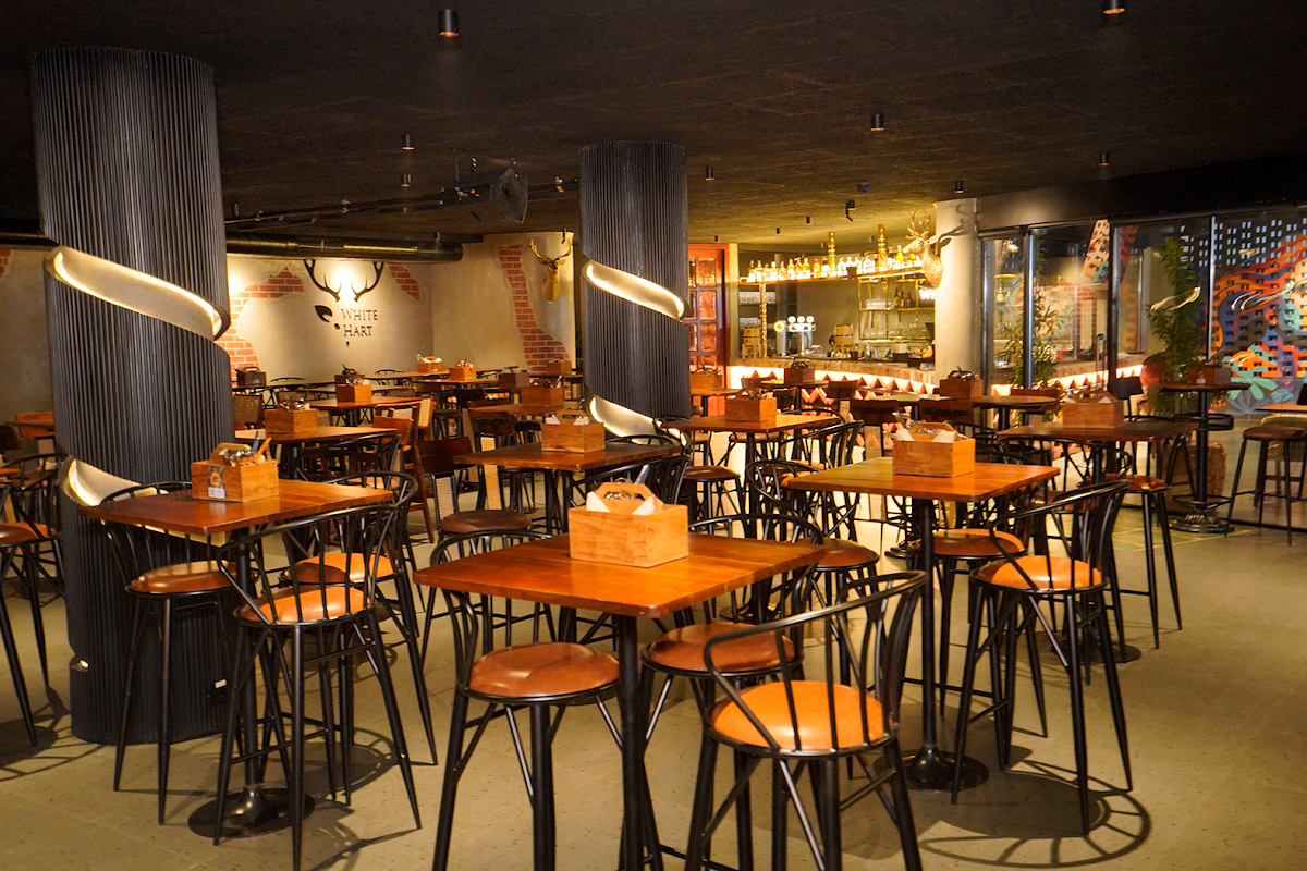 White Hart Kitchen & Lounge Bar