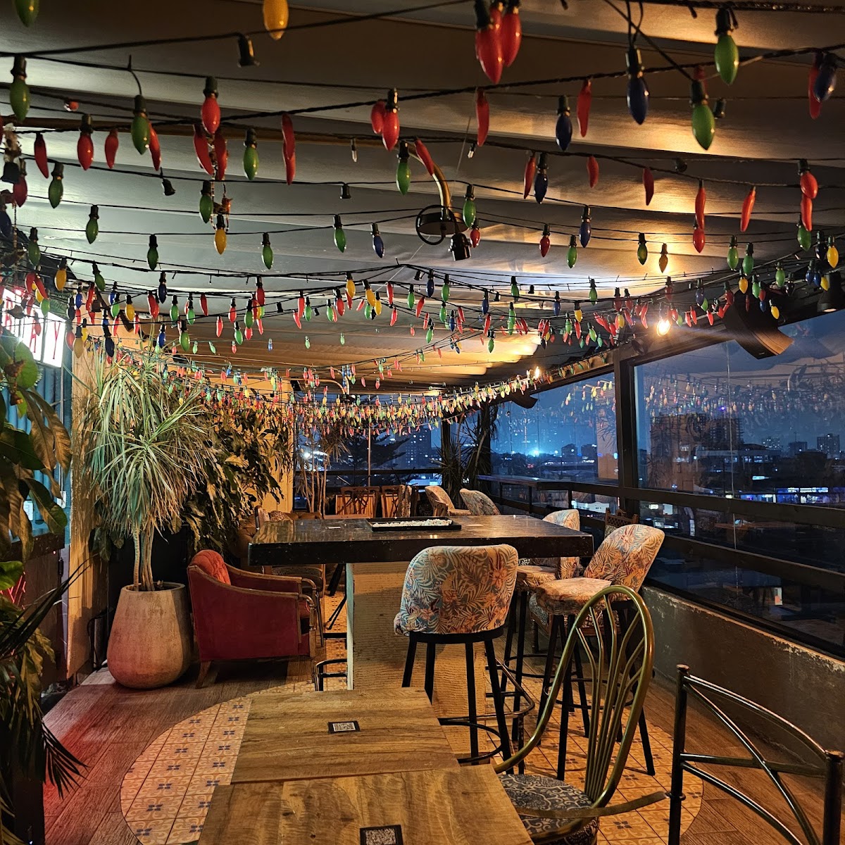 Bombay Rooftop | Restaurante Fusión Del Medio Oriente