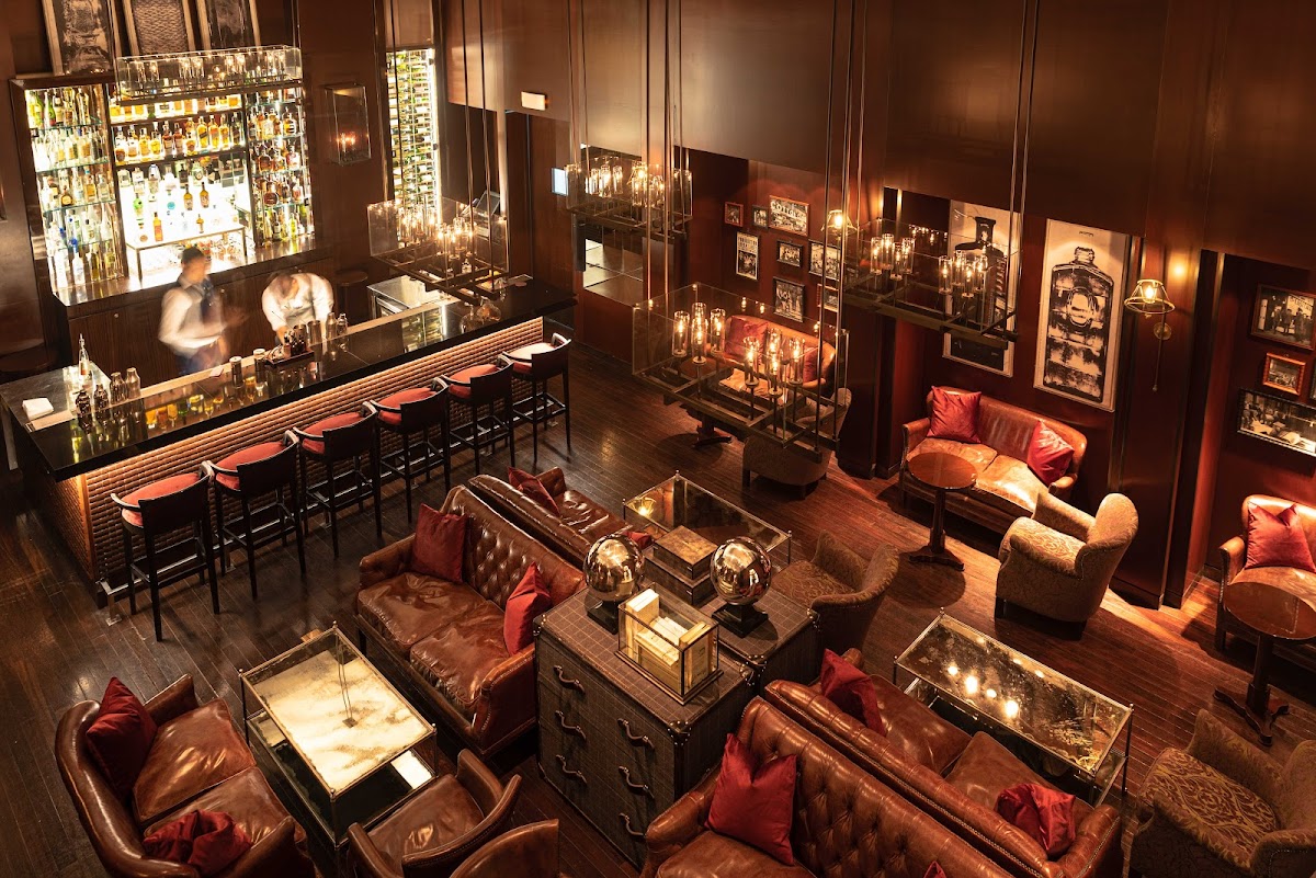 Alphonse Bar