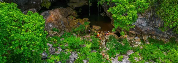 Ma Da Valley Jungle Camping, Phong Nha