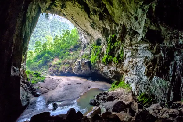 Hang En Cave Adventure, Phong Nha