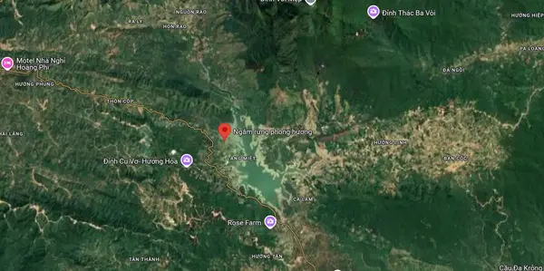 Phong Huong Excursion: 湖畔烧烤和篝火之夜